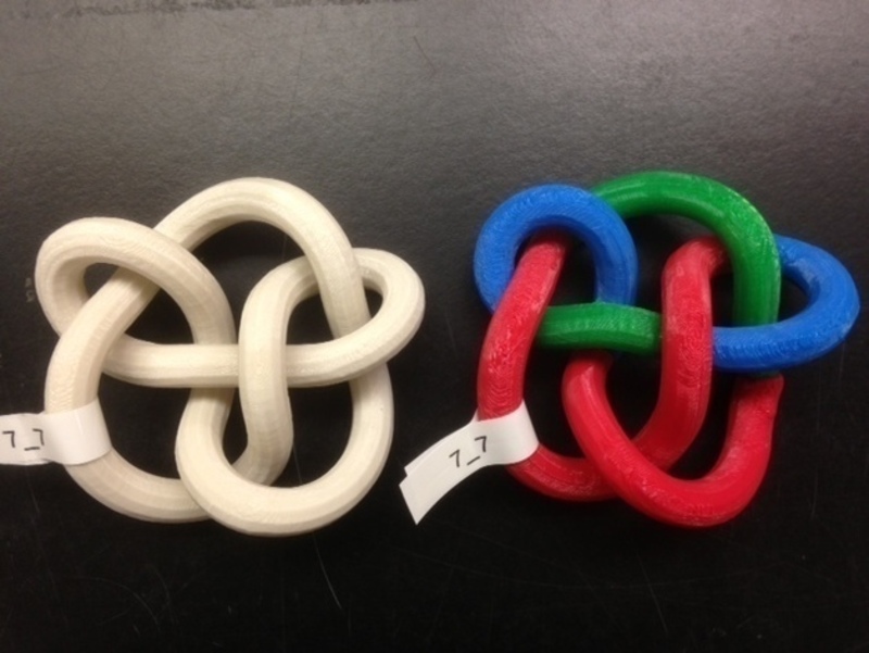 Tricolored Projection of Knot 7_7