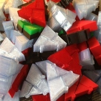 Hinged Triangle-Square - Thumbnail 2