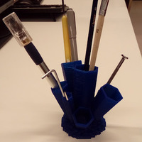 Small Crystal cluster pen holder 3D Printing 66185