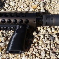 Shorty Veritical Foregrip - Thumbnail 2