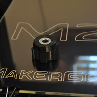 Z-Axis knob for the MakerGear M2 3D printer - Thumbnail 1