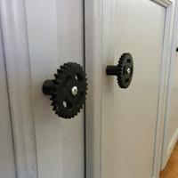 Small Industrial Gear Cabinet Knob 3D Printing 67684
