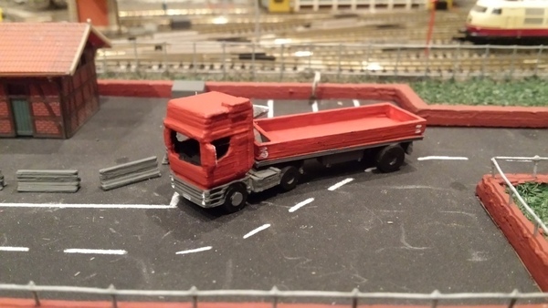 truck with open loadbed