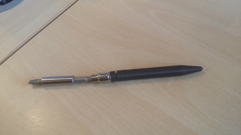 Socket adaptor pen