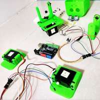 Tito biped robot - Thumbnail 4