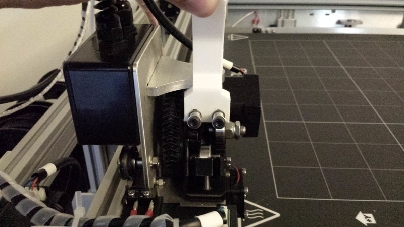 Greg's Wade Extruder quick filament change helper for re:3D GB2