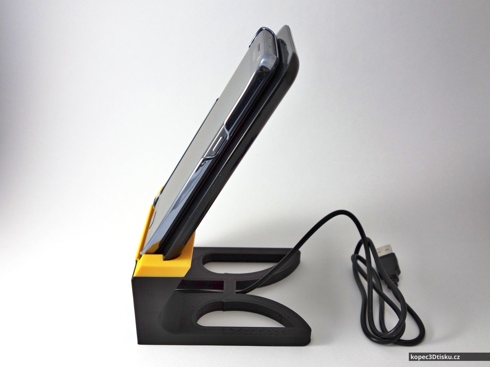 3D Printed Tom's Samsung Galaxy S7 + Qi charger stand by Tom Vít
