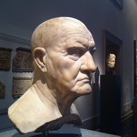 Marble Bust of a Man - Thumbnail 2