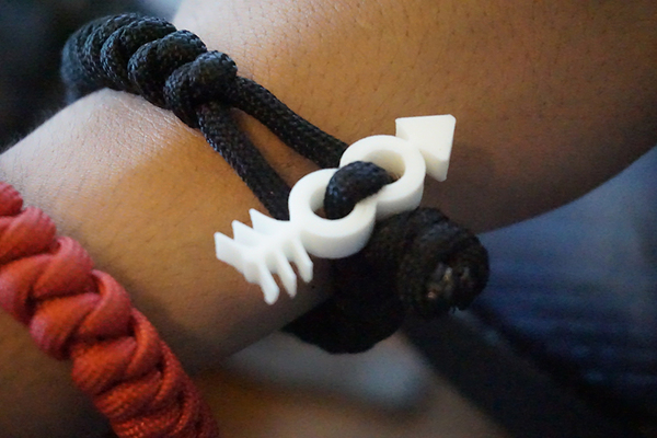 Hipster Arrow Paracord Loop end 