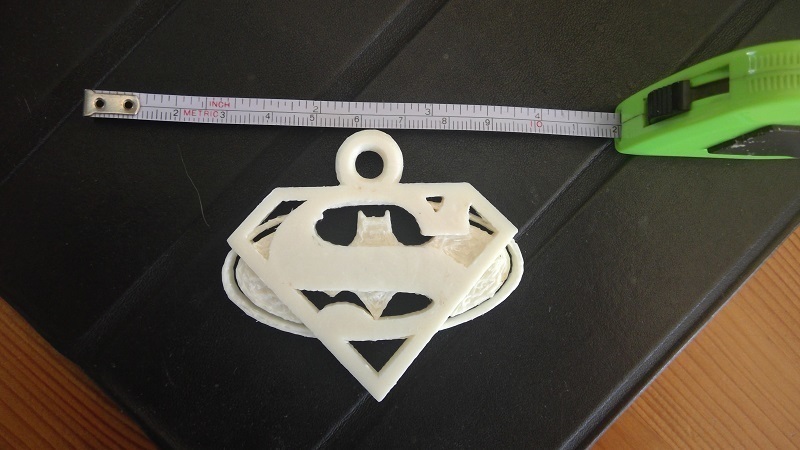 BatmanVsSupermanPendant