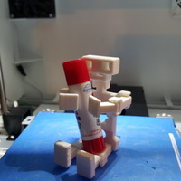 Sam the jointed robot - Thumbnail 2
