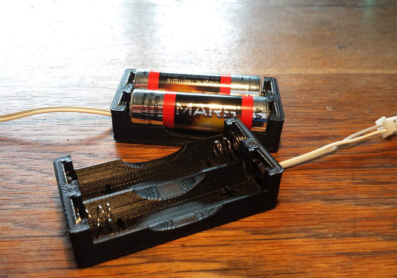 Battery box for 2 AA cells