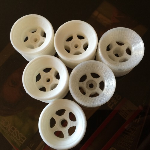 Tamiya F104 Rims for Rubber tires, and rims for 3d printed tires 3D Print 79680