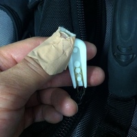 Replacement backpack zipper tab - Thumbnail 2