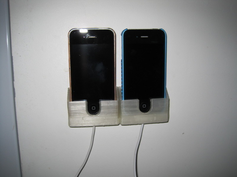openscad iPhone 4 wall mount dock