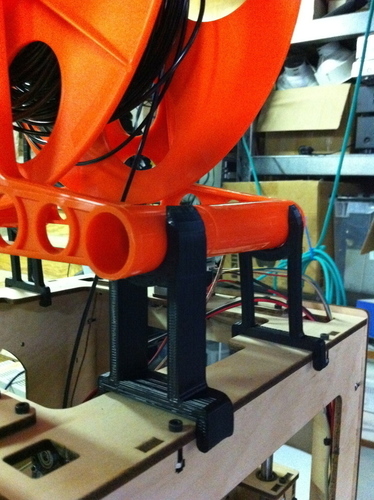Cord Reel Spool Riser Clip 3D Print 81090