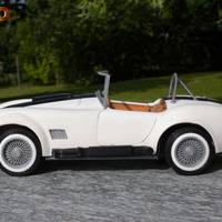 american sports car - Thumbnail 2