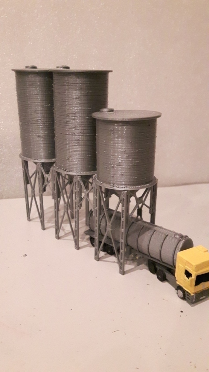 n-scale silo