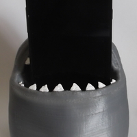Jaws Phone Stand. - Thumbnail 3