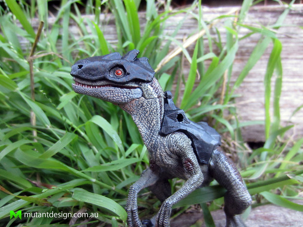 Papo Raptor Battle Armour