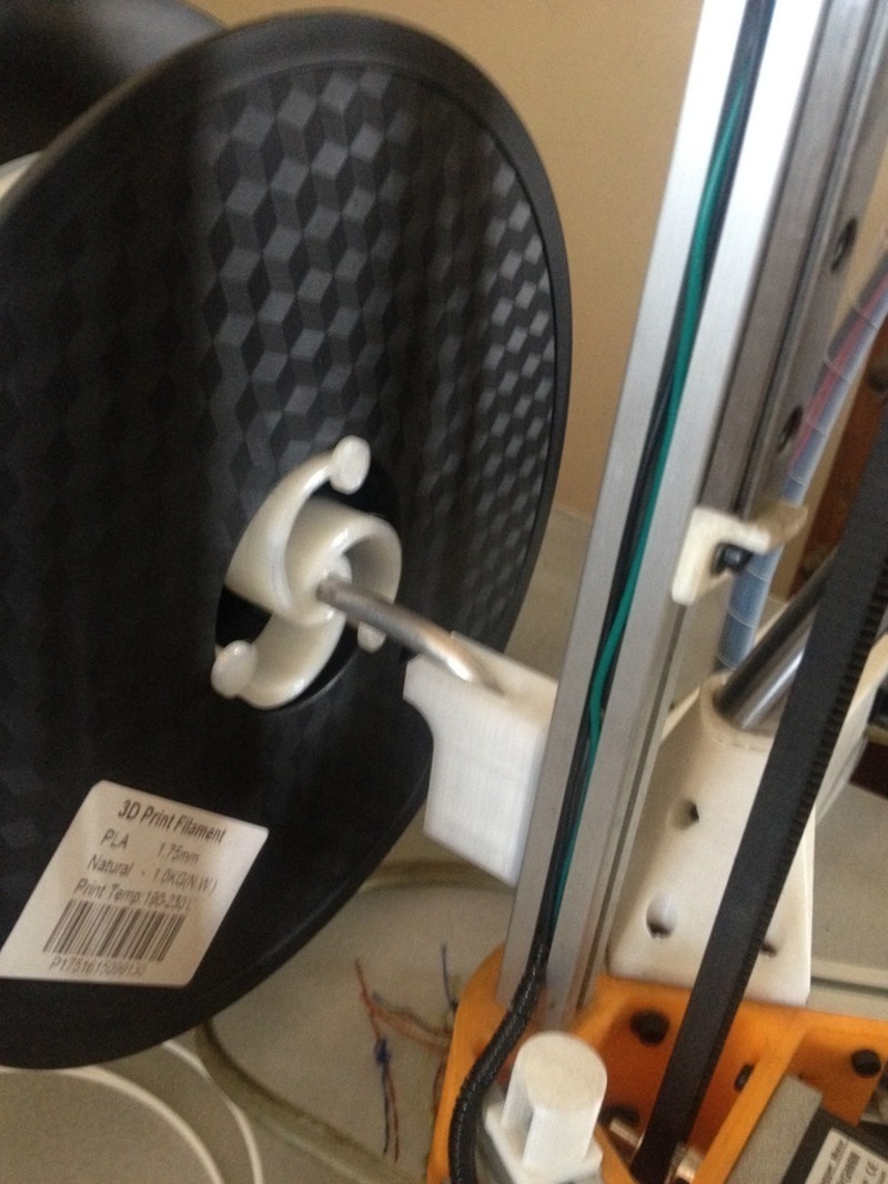 Spool Holder With Hub Adapter