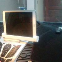 Customizable cd slot holder for phone & tablet - in Ford Fiesta  - Thumbnail 2
