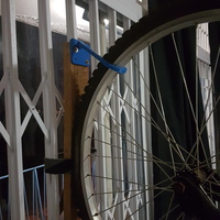 Hanging Bicycle Wall Mount - Thumbnail 7
