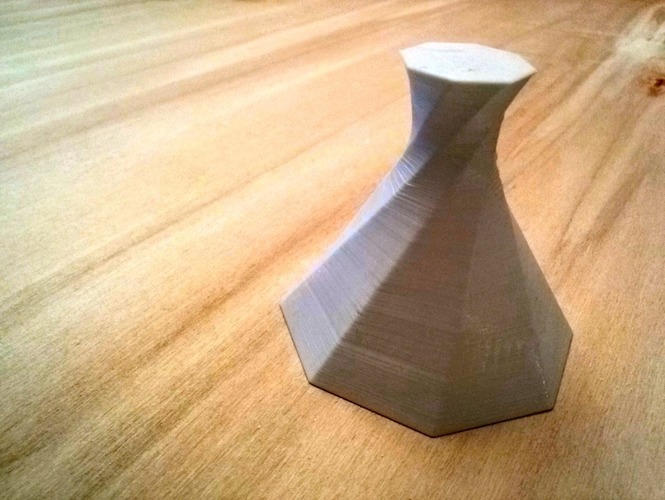 Diverging Spiral Vase 3D Print 88297
