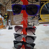Expandable Sunglass Holder - Thumbnail 3