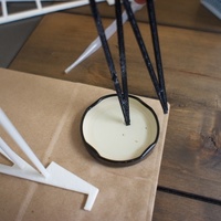 Fixed-angle desktop tablet easel - Thumbnail 3