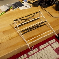 Fixed-angle desktop tablet easel - Thumbnail 6