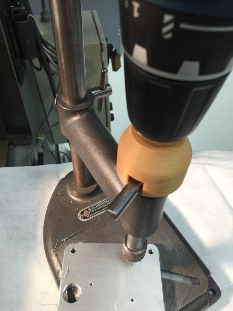 hand tapper drill adaptor - Pinshape