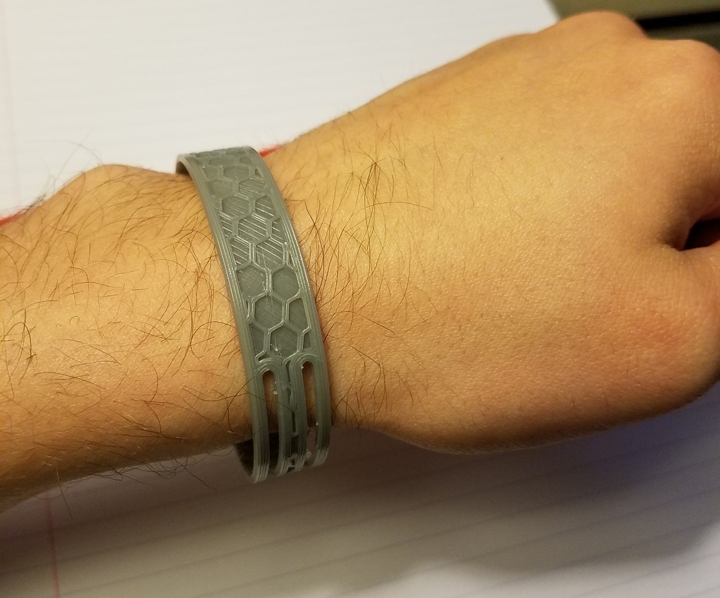 Free STL file Hive Bracelet 💍・3D printable object to download・Cults