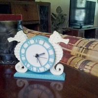 Seahorse Clock - Thumbnail 3