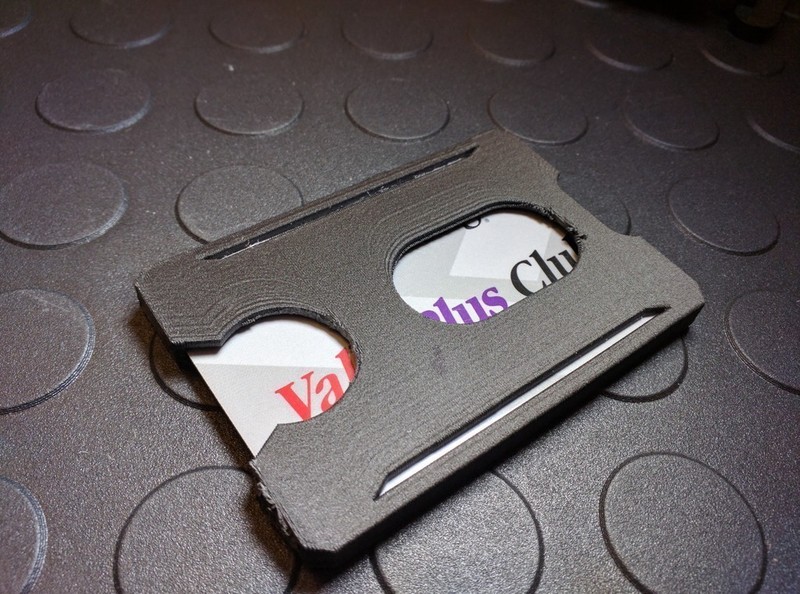 Scout - Minimalist Wallet - Holds 2 Cards