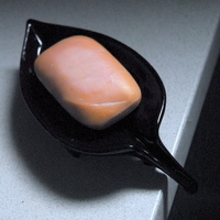 Leaf: Self-Draining Soap Dish - Thumbnail 1