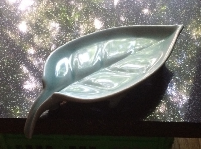 3D Printed Leaf: Self-Draining Soap Dish by bchan