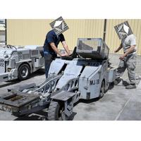 MJ-1B Bomb Lift- Table control - Thumbnail 4