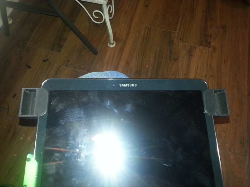 TABLET AMP EARS