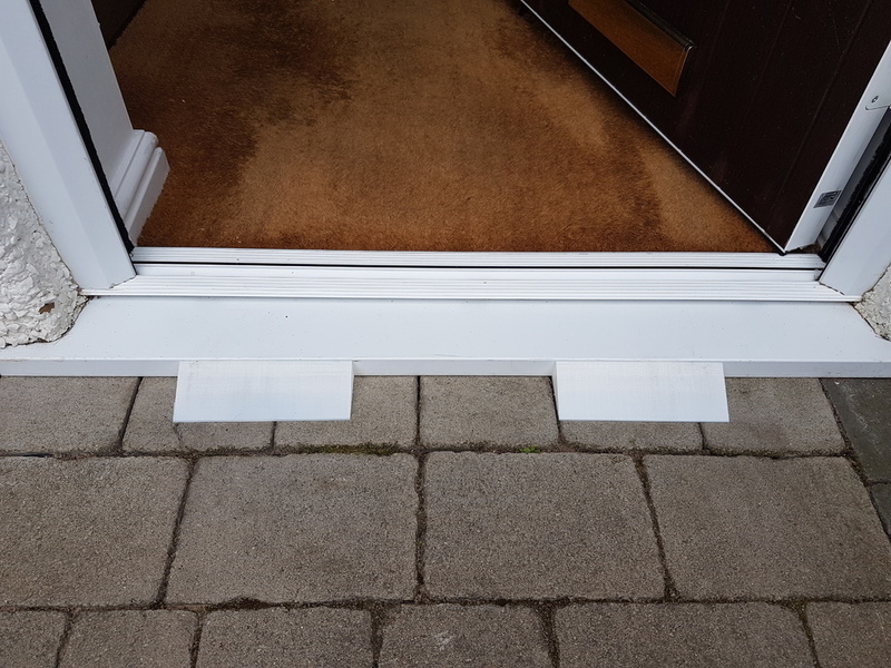 Wheelchair Ramp for Door Frame scalable (2:1) 