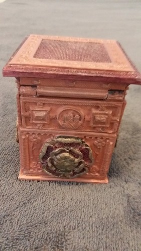 Tudor Rose Box Redesigned hinge with pin   3D Print 93649