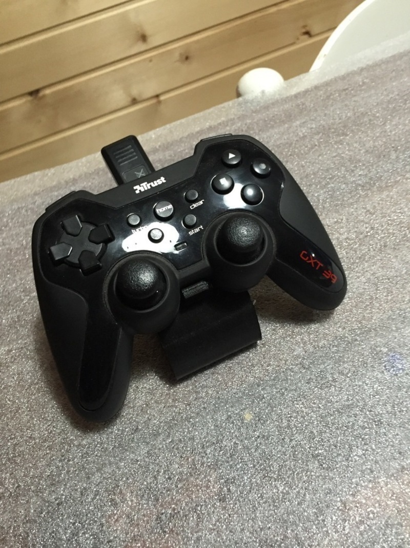 supporto controller Trust per pc 