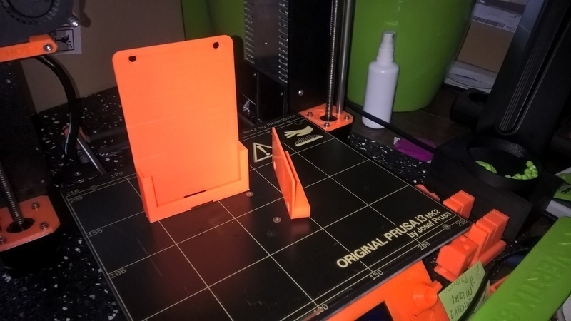 Phone holder customizable