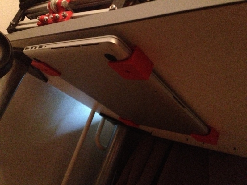 MacBook Pro Retina holder