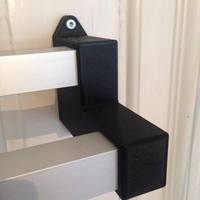 Aluminum Extrusion Towel Rack with 3D printed Brackets - Thumbnail 3