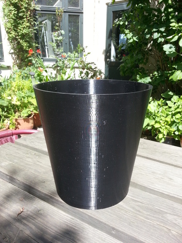 Large Trash Can or Bucket. 260mm high. 3D Print 95105