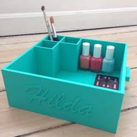 Makeup Box for keeping your makeup nice and neat! - Thumbnail 2
