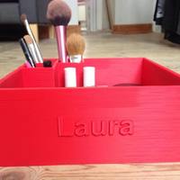 Makeup Box for keeping your makeup nice and neat! - Thumbnail 3