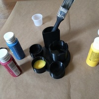 Pawnter - Painter's Vase and Brush Holder - Thumbnail 2