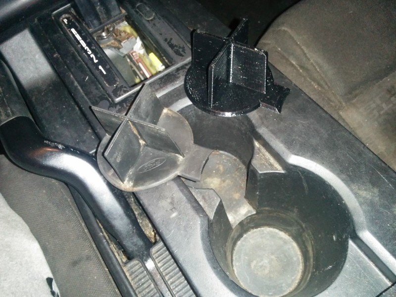 2005 Mustang Cup Holder Insert